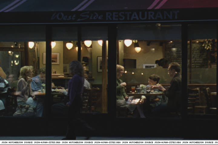 littlemanhattan-captures1040.jpg littlemanhattan-captures1040.jpg