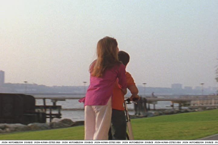 littlemanhattan-captures1051.jpg littlemanhattan-captures1051.jpg