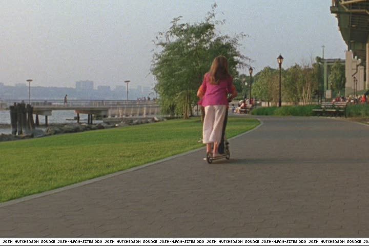 littlemanhattan-captures1054.jpg littlemanhattan-captures1054.jpg