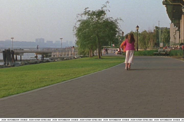 littlemanhattan-captures1056.jpg