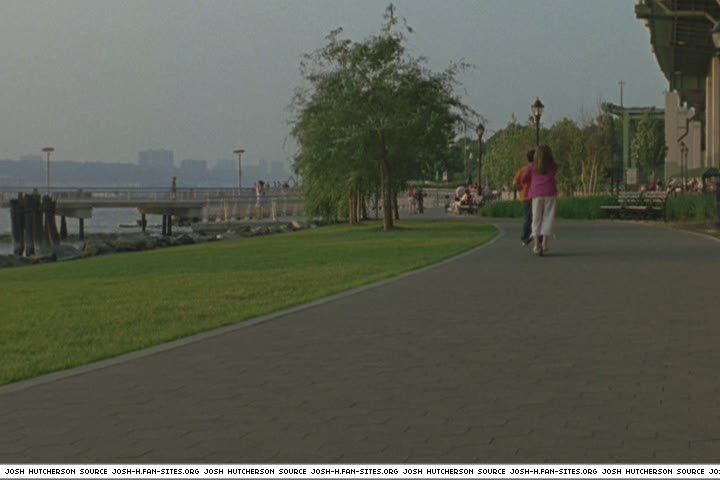 littlemanhattan-captures1057.jpg