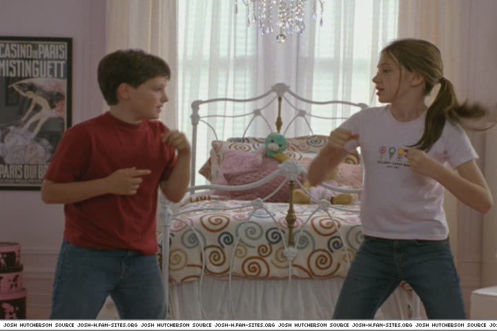 littlemanhattan-captures272.jpg littlemanhattan-captures272.jpg