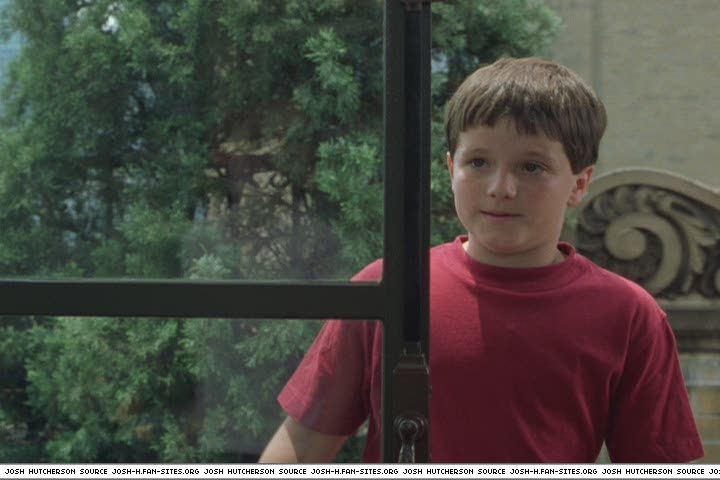 littlemanhattan-captures301.jpg littlemanhattan-captures301.jpg