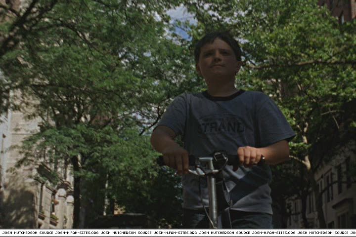 littlemanhattan-captures326.jpg littlemanhattan-captures326.jpg