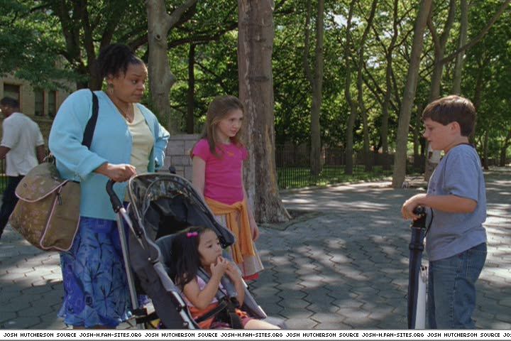 littlemanhattan-captures370.jpg littlemanhattan-captures370.jpg