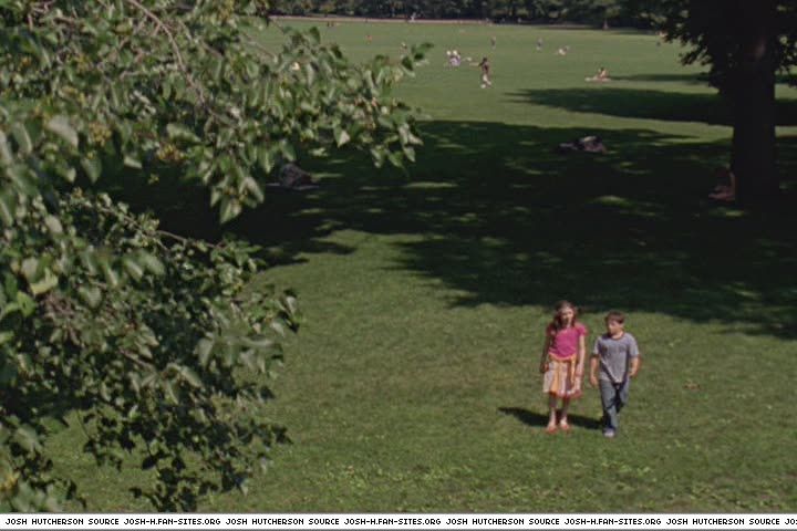 littlemanhattan-captures425.jpg littlemanhattan-captures425.jpg