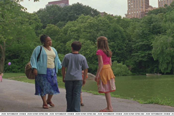 littlemanhattan-captures470.jpg littlemanhattan-captures470.jpg