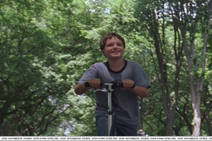 littlemanhattan-captures484.jpg littlemanhattan-captures484.jpg