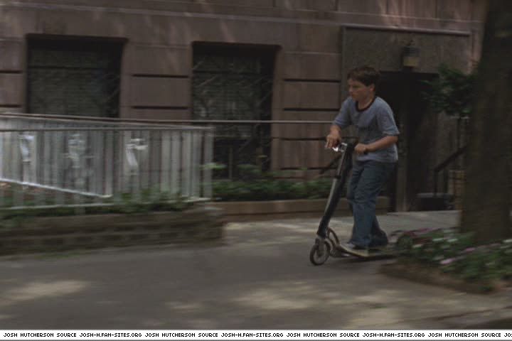 littlemanhattan-captures498.jpg littlemanhattan-captures498.jpg