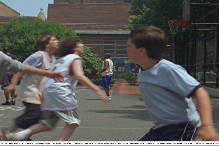 littlemanhattan-captures536.jpg littlemanhattan-captures536.jpg