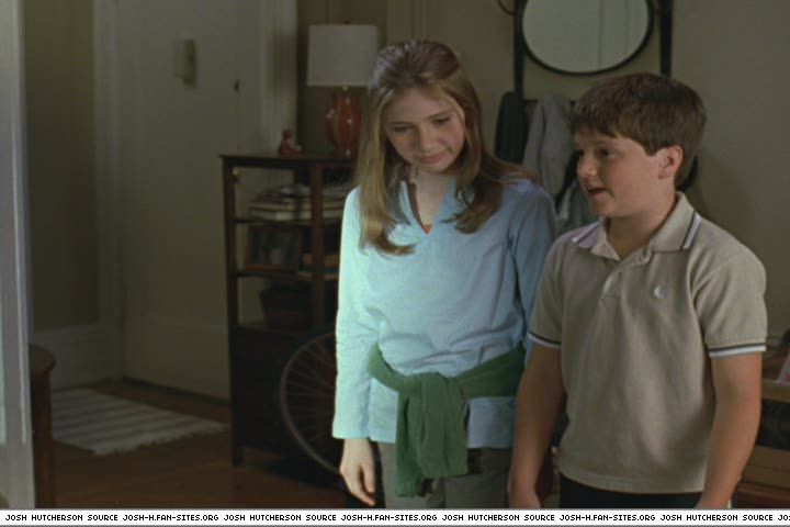 littlemanhattan-captures576.jpg littlemanhattan-captures576.jpg