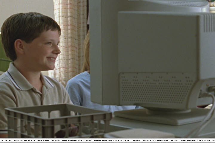 littlemanhattan-captures577.jpg littlemanhattan-captures577.jpg