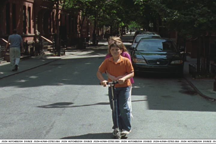 littlemanhattan-captures667.jpg littlemanhattan-captures667.jpg