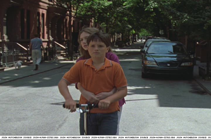 littlemanhattan-captures668.jpg littlemanhattan-captures668.jpg