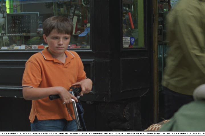 littlemanhattan-captures684.jpg littlemanhattan-captures684.jpg