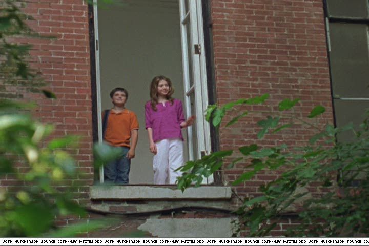 littlemanhattan-captures699.jpg littlemanhattan-captures699.jpg