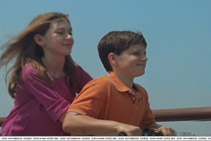 littlemanhattan-captures704.jpg littlemanhattan-captures704.jpg