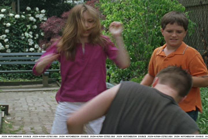 littlemanhattan-captures740.jpg littlemanhattan-captures740.jpg