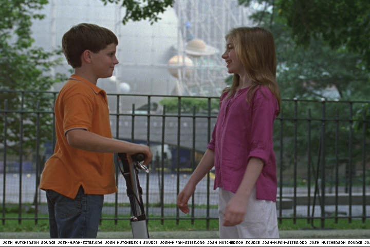 littlemanhattan-captures750.jpg littlemanhattan-captures750.jpg