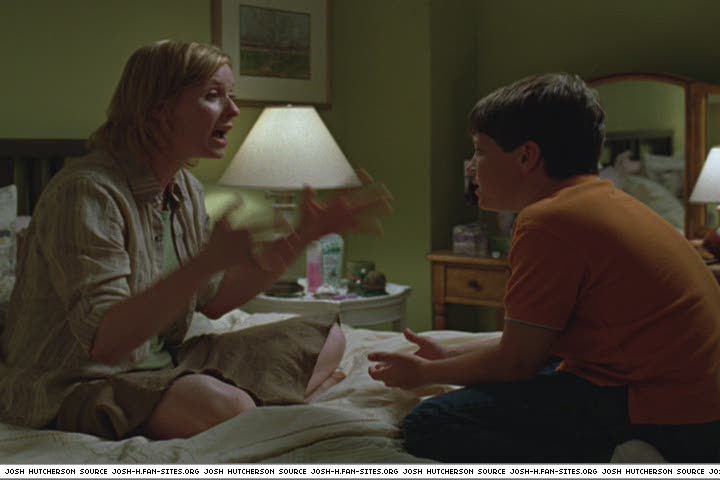 littlemanhattan-captures785.jpg littlemanhattan-captures785.jpg