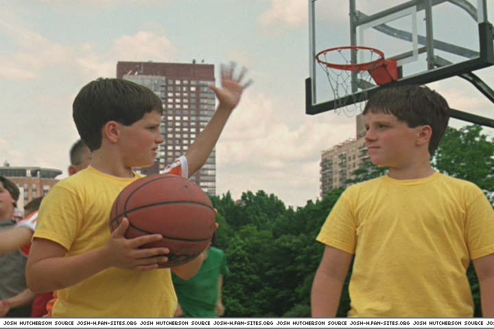 littlemanhattan-captures826.jpg littlemanhattan-captures826.jpg