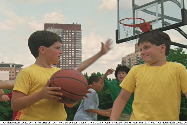 littlemanhattan-captures827.jpg littlemanhattan-captures827.jpg