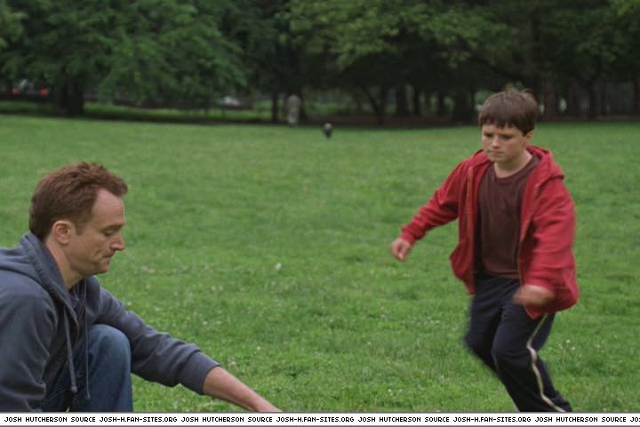 littlemanhattan-captures870.jpg littlemanhattan-captures870.jpg