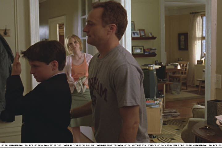 littlemanhattan-captures904.jpg littlemanhattan-captures904.jpg