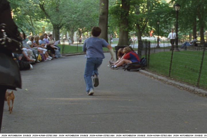 littlemanhattan-captures940.jpg littlemanhattan-captures940.jpg