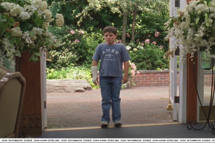 littlemanhattan-captures953.jpg littlemanhattan-captures953.jpg
