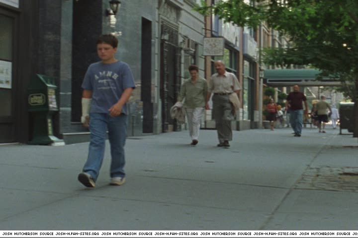 littlemanhattan-captures994.jpg