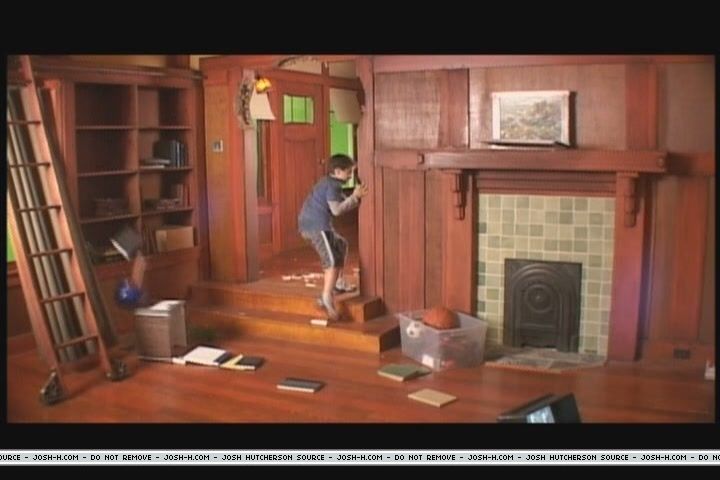zathura-blackhousefeature029.JPG