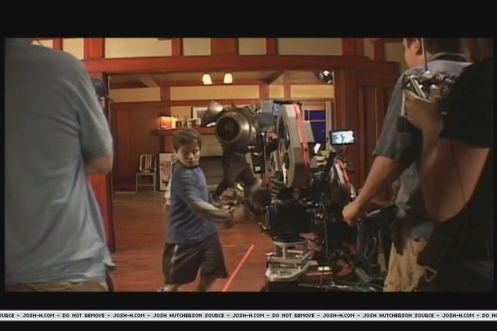 zathura-blackhousefeature100.JPG
