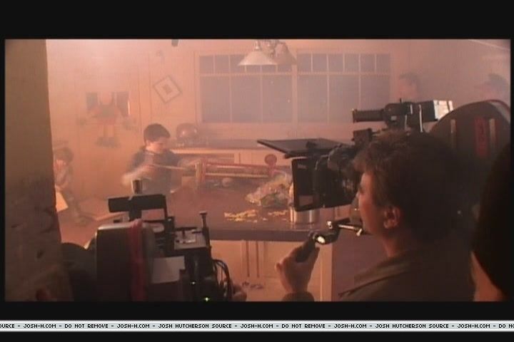 zathura-blackhousefeature109.JPG