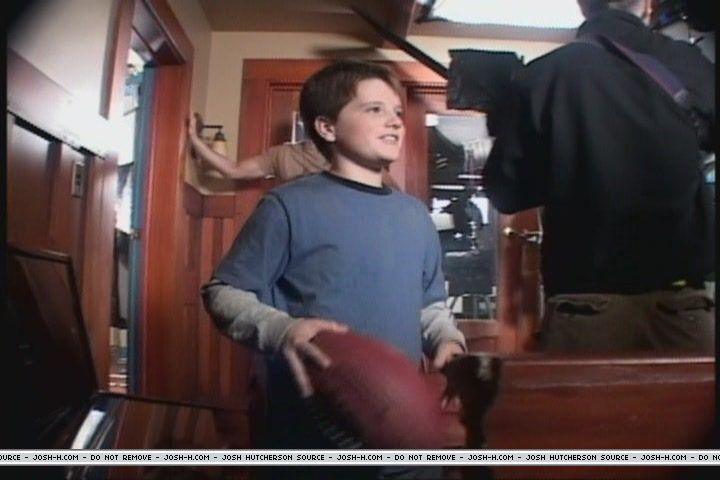 zathura-castfeature003.JPG