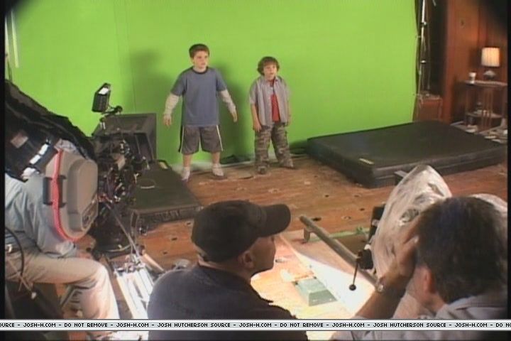 zathura-castfeature053.JPG