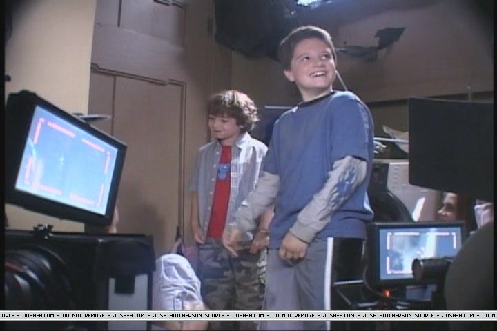 zathura-castfeature085.JPG