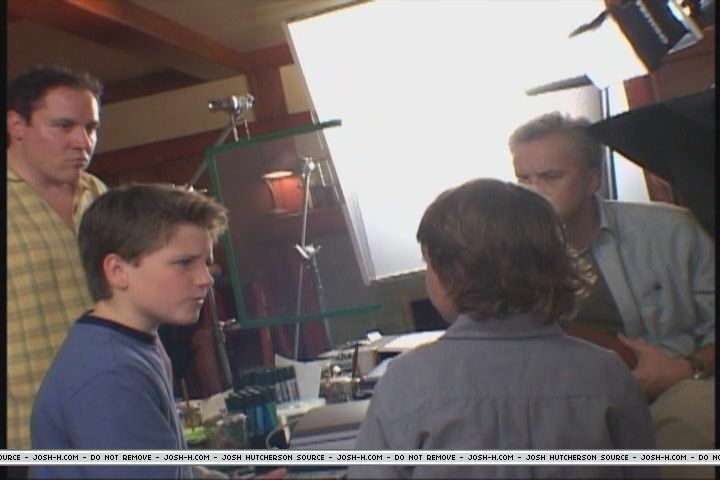 zathura-castfeature169.JPG