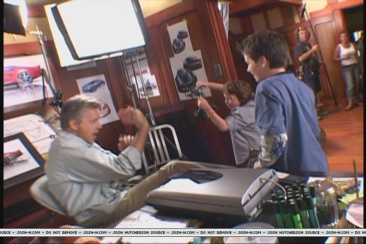 zathura-rightmovesfeature001.JPG