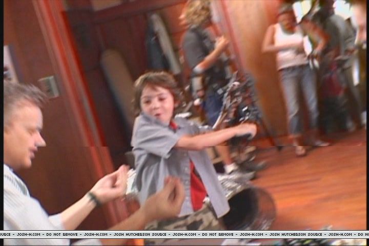 zathura-rightmovesfeature004.JPG