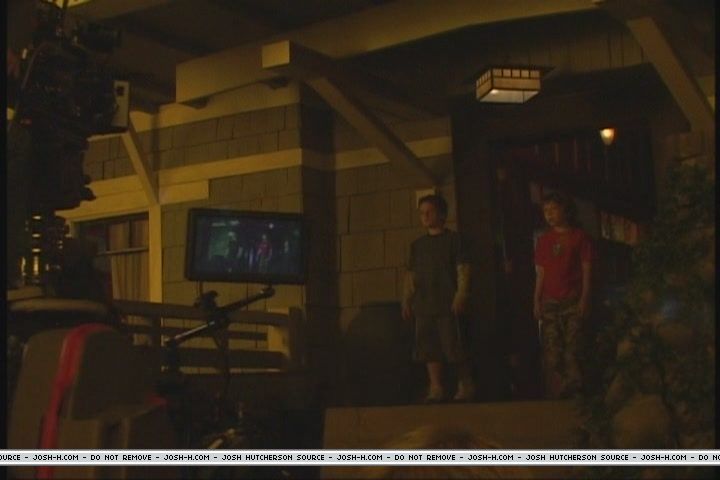 zathura-rightmovesfeature036.JPG