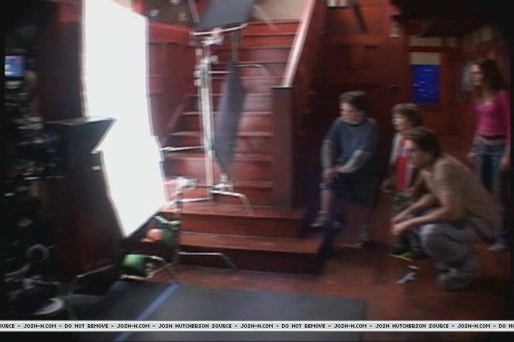 zathura-rightmovesfeature041.JPG