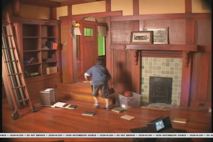 zathura-rightmovesfeature065.JPG
