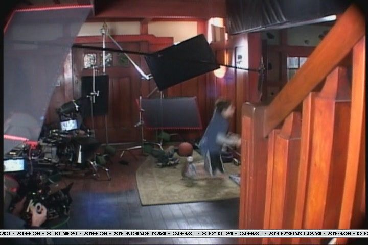 zathura-rightmovesfeature085.JPG