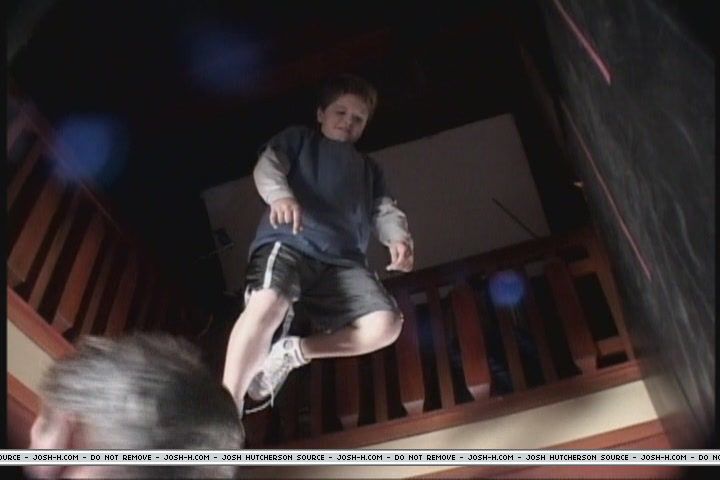 zathura-rightmovesfeature090.JPG