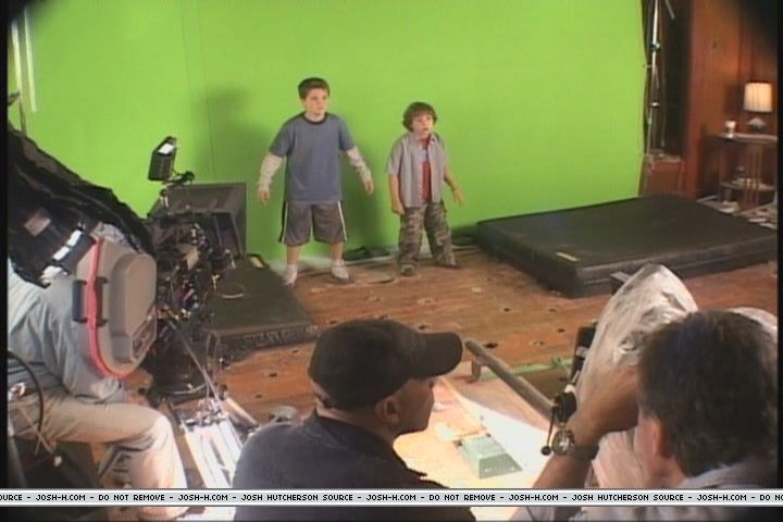 zathura-rightmovesfeature114.JPG