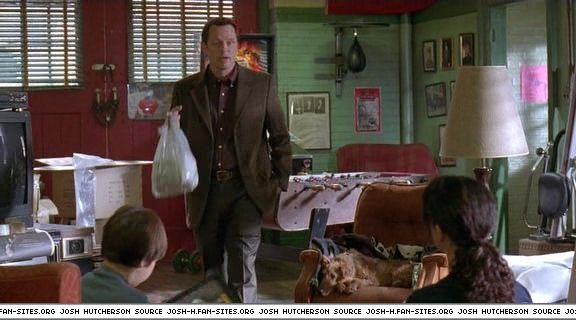 firehousedog-captures256.jpg