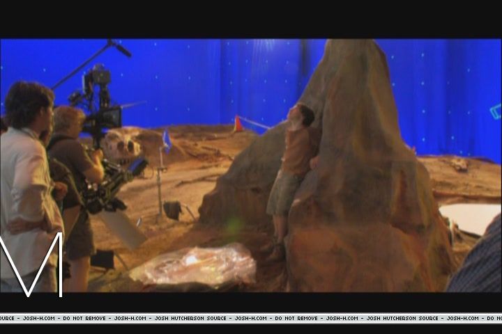 journey-dinosaurfeature032.JPG