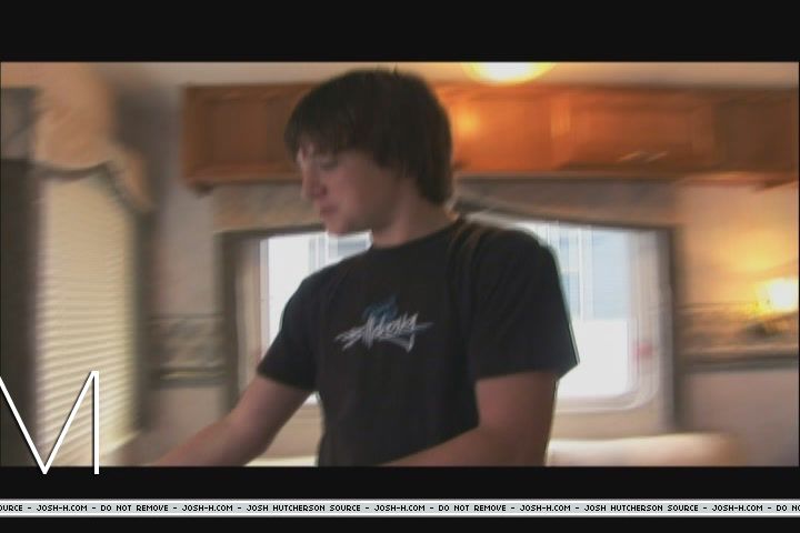 journey-joshfeature019.jpg journey-joshfeature019.jpg