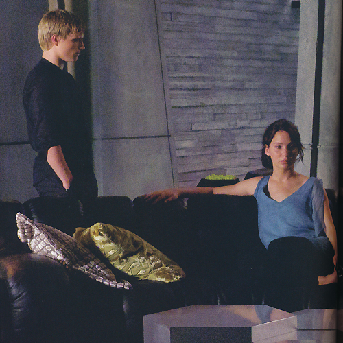 hungergames_scans001.jpg